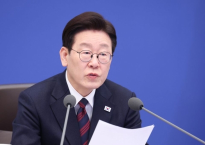 李대통령, '비자금 의혹' 방영한 전한길 뉴스에 "정말 한심하고 악질적"