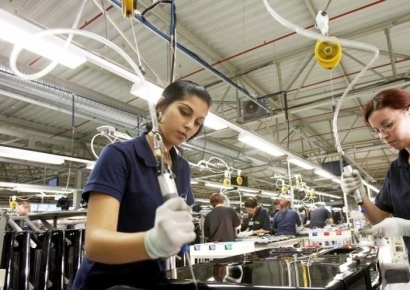 삼성, '유럽 생산거점' 슬로바키아 TV 공장 5월 폐쇄…운영 효율화 추진