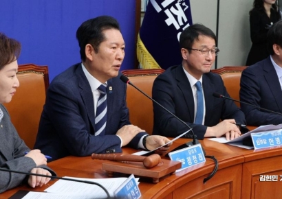 [포토] 정청래 “개혁·민생 모두 타이밍…추경 골든타임 놓치지 않겠다”