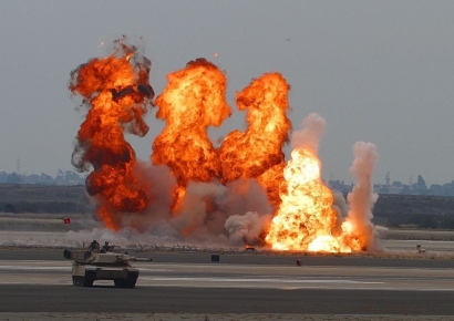 [AI세계속으로]"연봉 3억대"…AI 회사는 왜 무기 전문가를 채용할까