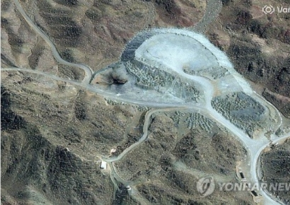 이란 "미국·이스라엘, 핵시설 또 공격...방사능 누출 없어"