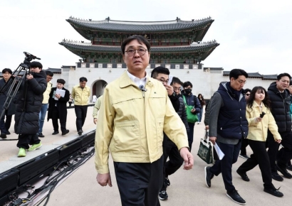 최휘영 장관 "BTS 공연, 성숙한 시민의식으로 무사히 마무리"