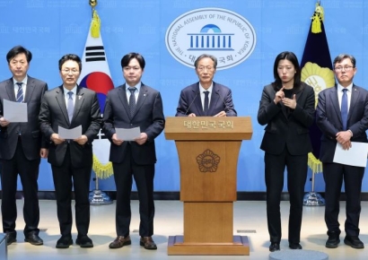 與 "나프타 수출 물량 내수 전환 추진…의원 승용차 5부제 건의"