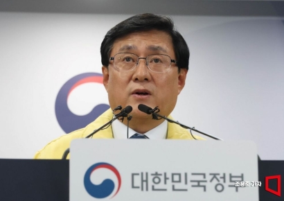 김성환 장관 "종량제봉투 충분…최악 시 일반 봉투 사용 허용"
