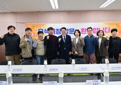 김대순 경기 행정2부지사, 오산 오색시장 '통큰세일' 현장 방문