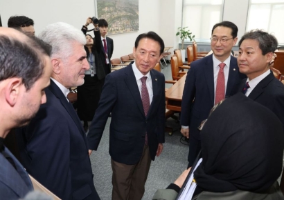 국회 외통위, 주한 이란대사에 "호르무즈 韓선박·교민 안전 신경 써달라"