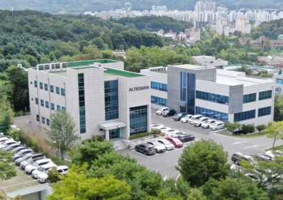 알테오젠, 바이오젠과 8200억대 SC 제형 의약품 개발·라이선스 계약