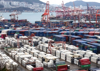 4월 1~10일 수출 252억달러 '역대 최대'…또 반도체가 끌었다 (상보)