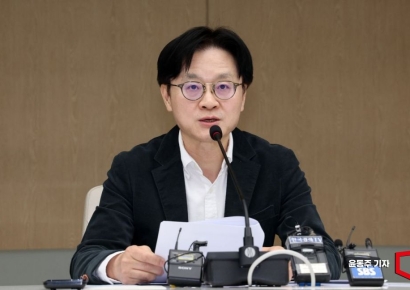 김정관 산업장관, '원유 北유입설' 유튜버들 경찰 고발