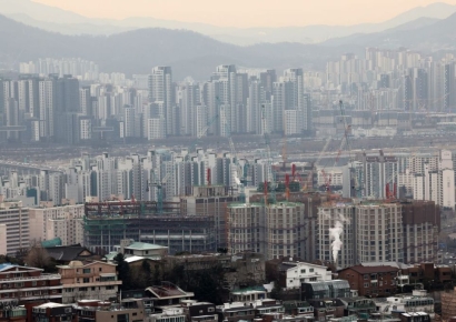 4월 아파트 분양 전망 대폭 하락…중동 전쟁·부동산 규제 직격탄