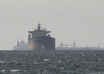 "배에서 내리게 해주세요" 호르무즈 갇힌 日 선원들 패닉