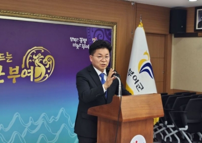 '성추행 의혹' 김민수 부여군수 후보 "허위사실 정치공작"…법적대응