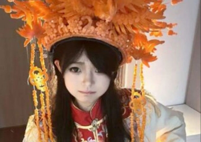 "턱 근육 발달해 얼굴형 변하는 부작용"…120만 팔로워 폭증한 '치아 조각가' 화제