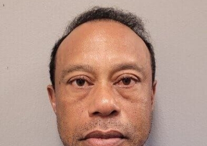 타이거 우즈, 머그샷 공개…보석금 내고 '음주·약물 운전 혐의' 석방