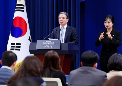 김용범 정책실장 "나프타 수출통제 불가피…강한 통제보다 정교한 운영"