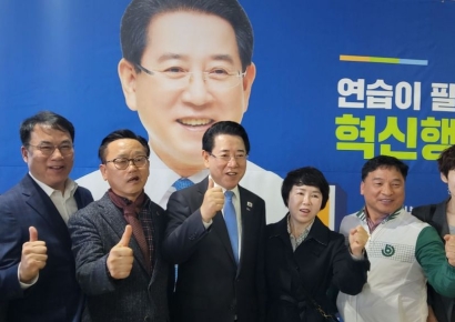 김영록, 광주서 선거사무소 개소…"통합 성과로 승부"