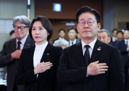 이 대통령 "국가폭력은 나치전범처럼 영구책임…상속재산은 자손도 책임"