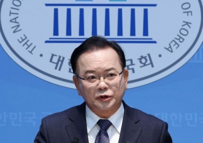 [포토] 김부겸 전 총리, 대구시장 출마 선언