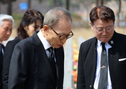 이명박 "보수, 그냥 진 게 아닌 참패 인정해야…윤석열은 이미 과거"