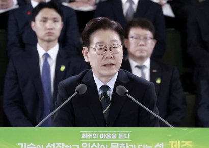 李, 12개 권역·5000㎞ '광폭 행보'…300일 '권역별 타운홀' 대장정