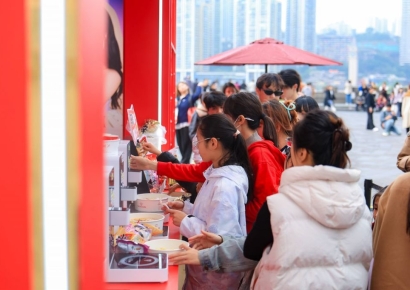 [단독]中시장서 불닭 뺨친 농심…'한강 라면' 앞세워 보폭 확대