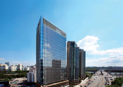 LG유플러스, 유심 무료 교체 사전 안내…"안내문자 1068만건 발송"