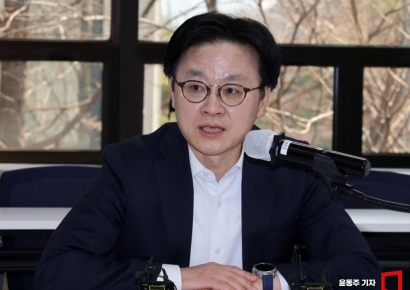 김정관 산업장관 , 석화 제품 현장 점검…"공급망 단 하루도 차질 없도록"