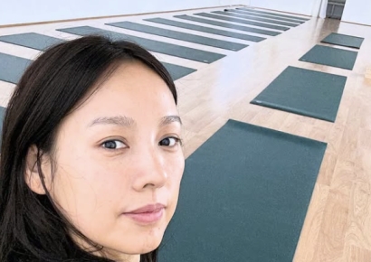 "사진 촬영, 신체 접촉 금지"…이효리 요가원에 올라온 공지사항, 무슨 일?