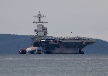 美 포드함, 화재 수리 마치고 이란 전선 복귀…항공모함 3척 집결  