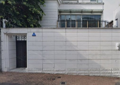 "1.4억에 사서 360억에 팔았다" 집 한 채로 돈방석 앉은 홍콩 원로