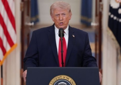 트럼프 "조금 더 있으면 호르무즈 개방하고 석유 차지할 것"