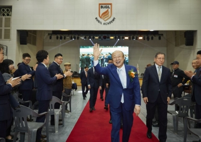 김승연 회장, 북일고 50주년 행사 참석…“국가 인재양성 이어가자”