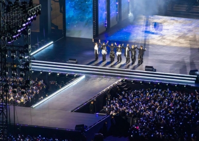 BTS 효과 어땠나…넷플릭스·위버스 접속 쇄도