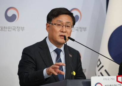 [포토] 에너지 대전환 추진 계획 발표하는 김성환 장관