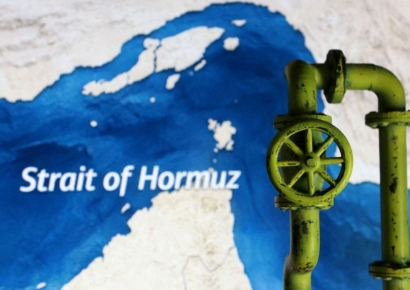 트럼프, "호르무즈 통행료 공동징수 검토"…백악관 "아이디어 차원"