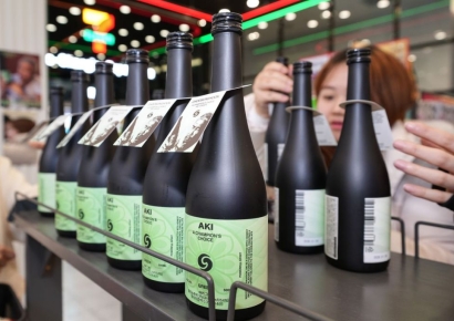 [오늘밤편술]'아조씨'가 픽한 달달한 사케 '아키그린'