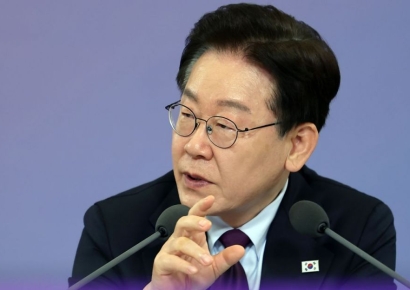 [폴폴뉴스]李대통령 지지율 67% '고공행진'…고유가피해지원금 52% 잘한 일