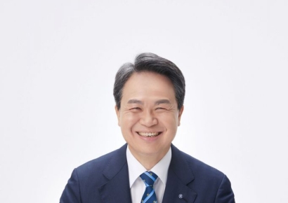 신한금융 진옥동 회장, 북중미 IR…밸류업 2.0 알린다