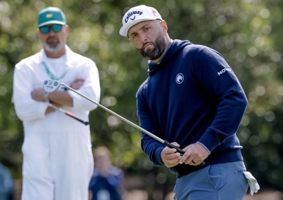 람 "내가 골프 선수 수입 1위"…그럼 우즈는?