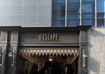 [럭셔리월드]일상을 탈출하는 가장 우아한 '체크인'