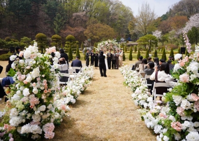 “스드메 가격 미리 확인하세요”…정부, 결혼서비스 피해예방주의보 발령