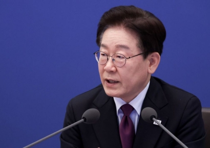 이 대통령, 전남 화재진압 순직 소방관에 "용기와 헌신 경의" 추모