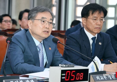 [포토] 조현 "호르무즈 韓선박 26척 정보, 이란·미국 모두에 줬다"