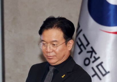 김영훈 노동장관 "진주 사고 본질은 다단계 구조…노란봉투법 미작동이 부른 참사"