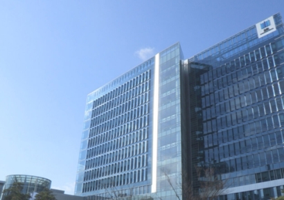 검찰, '여직원 성폭행 시도' 김가네 김용만 회장에 징역 3년 구형