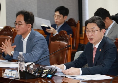 정부, 은행·보험 자본 규제 대폭 완화…'생산적 금융' 실탄 98.7조 확보