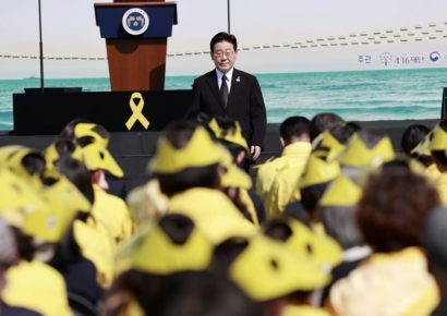이 대통령, 세월호 기억식 참석…"국민 반드시 지켜내는 나라 만들 것"