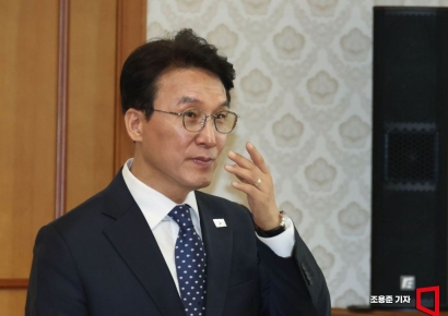 [포토] 마약류 대응 관계장관회의 참석하는 김민석 총리