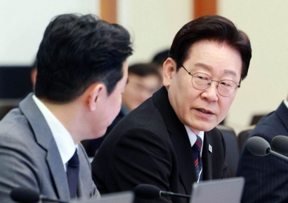 李대통령 "우리 선박 홍해 통해 원유 운송 중…원팀 성과"