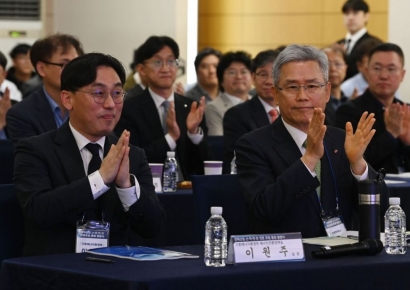 기후부·한전, 전력산업 '산·학·연·관 포럼' 출범 